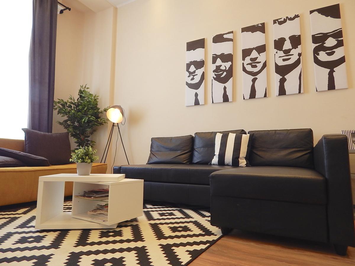 Hello Downtown Apartment - Broadway Budapest Bagian luar foto