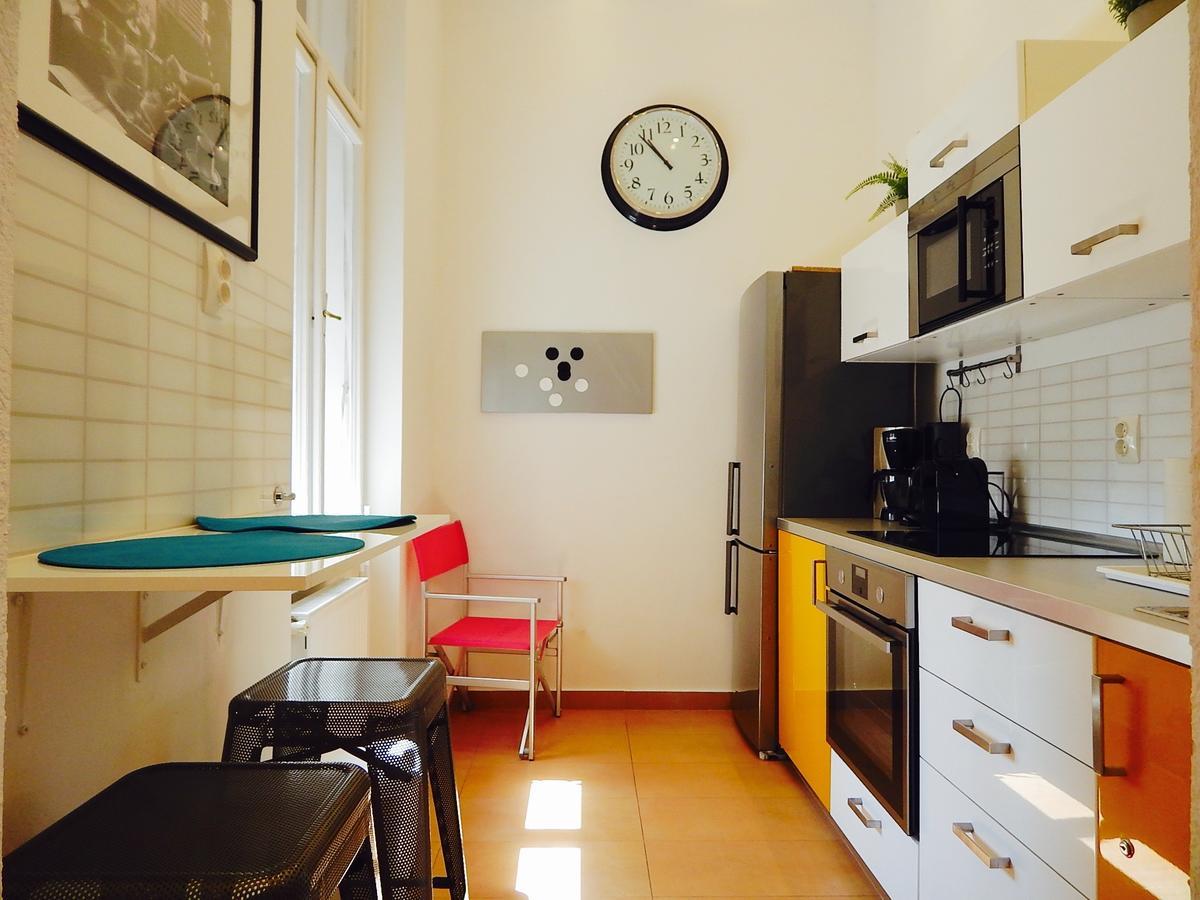 Hello Downtown Apartment - Broadway Budapest Bagian luar foto